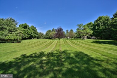 4680 Derby Ln, Doylestown, PA 18902 - photo 2