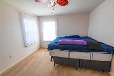 6882 Hunt Dr, Macungie, PA 18062 - photo 2