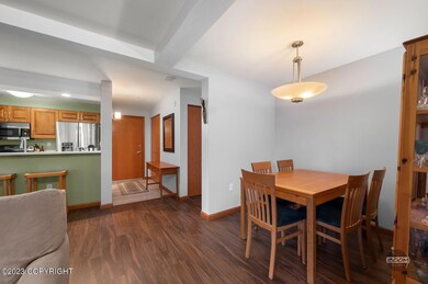 27-web-or-mls-1200 I St #310 Exports-27