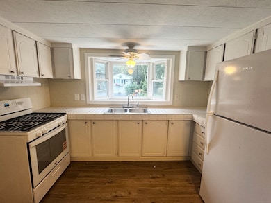 33 Whitewood Rd, Killingworth, CT 06419 - photo 5