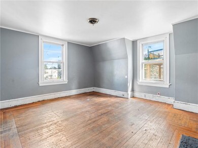 108 Comstock Ave, Providence, RI 02907 - photo 4