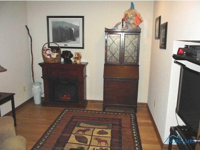 2733 Trimble Rd, Toledo, OH 43613 - photo 5