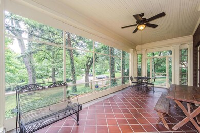 S Porch 1