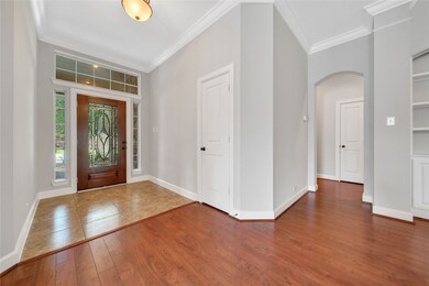 1043 Chamboard Ln, Houston, TX 77018 - photo 3