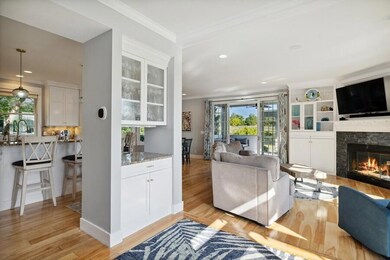 06_631UptonDrive_10003_LivingRoom_LowRes