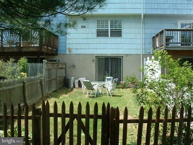 1335 Harford Square Dr, Edgewood, MD 21040 - photo 2