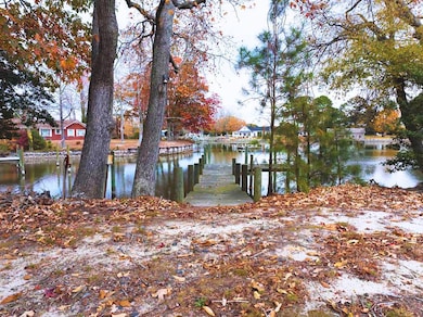 373 E Fairway Dr, Kilmarnock, VA 22482 - photo 5