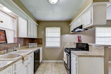 29222 Sedgefield St, Spring, TX 77386 - photo 2