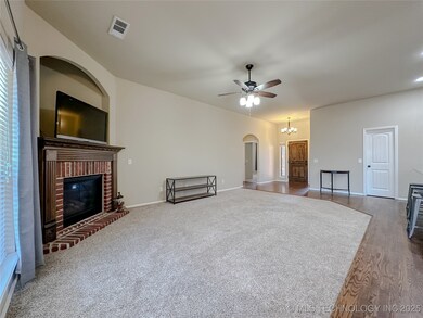 3199 S 208th East Ave, Broken Arrow, OK 74014 - photo 7