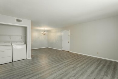 900 Mountain Creek Rd. V461 HD-1