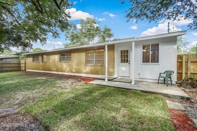 3919 Bogata Dr N, Jacksonville, FL 32210 - photo 6