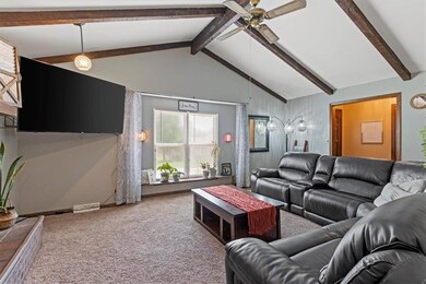 106 Daisy St, Lansing, KS 66043 - photo 4