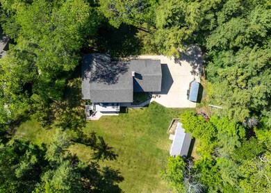 12688 Pineridge Dr, Charlevoix, MI 49720 - photo 6