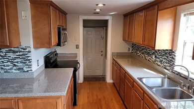 5247 Appleton Ave, Jacksonville, FL 32210 - photo 5