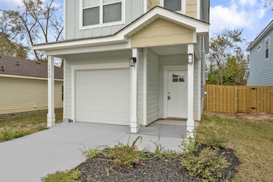 1413 maple st02