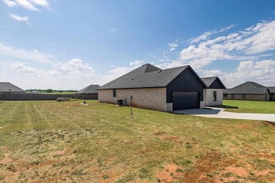 12365 NE Stone Ridge Ln, Fletcher, OK 73541 - photo 3