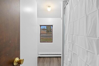 202 S Railroad St, Walnutport, PA 18088 - photo 7