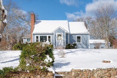 5 Florence St, Buzzards Bay, MA 02532 - photo 2