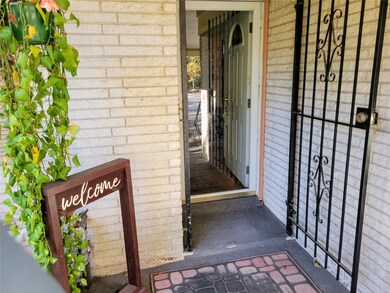 9321 Sherbourne St, Houston, TX 77016 - photo 5