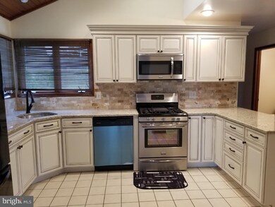 2354 Conley Dr, Vineland, NJ 08361 - photo 4