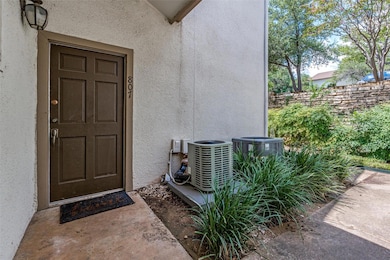 6910 Hart Ln unit 807, Austin, TX 78731 - photo 2
