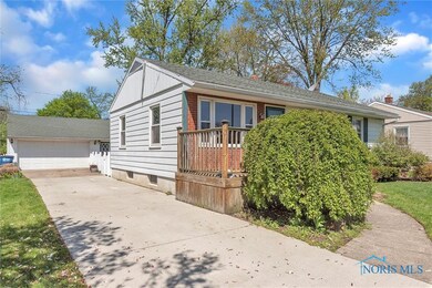 5047 Trimble Rd, Toledo, OH 43613 - photo 2