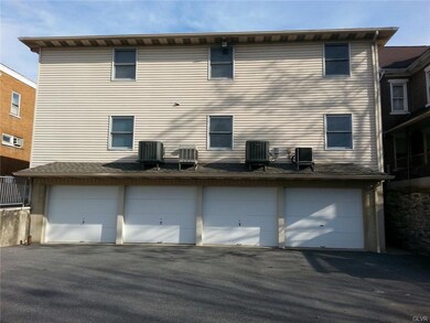 813 Main St unit 3, Bethlehem, PA 18018 - photo 3