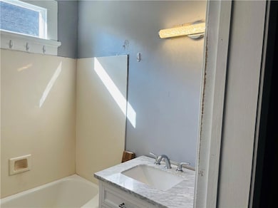 423 Chalmette St, Harvey, LA 70058 - photo 5