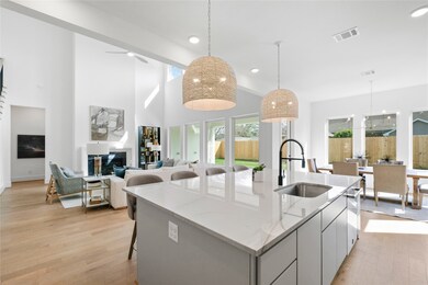 1321 Cheshire Ln, Houston, TX 77018 - photo 7