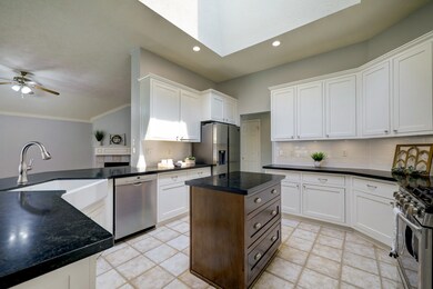 11859 Gatesden Dr, Tomball, TX 77377 - photo 7