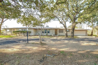 1906 E Bankhead Dr, Weatherford, TX 76086 - photo 2