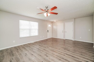 003-photo-living-room-11146139