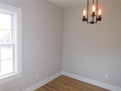 3830 Robinhood Rd, Winston Salem, NC 27106 - photo 7