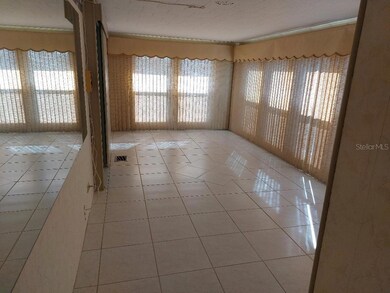 269 Salem Ave unit 9, Palm Harbor, FL 34684 - photo 4