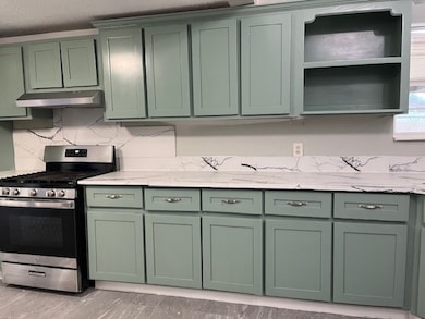 1806 North Ave S, Freeport, TX 77541 - photo 7