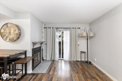 07-LIVINGROOM_FW_IMG_2-7466