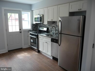 5425 C St SE, Washington, DC 20019 - photo 6