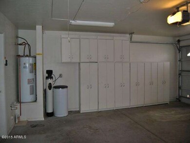 Garage (2)