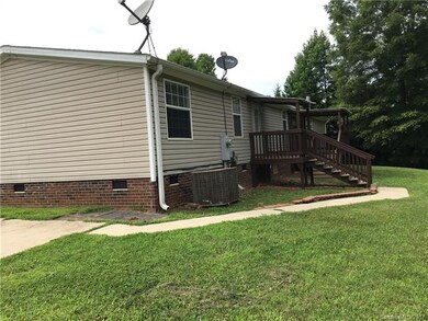 109 Kodak Dr, Statesville, NC 28625 - photo 4