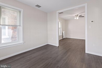 744 Chestnut St, Emmaus, PA 18049 - photo 3