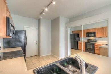 Kitchen (1)-FULL