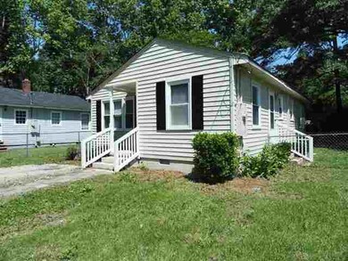 115 N Shore Dr, Jacksonville, NC 28540 - photo 2