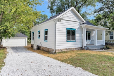 1464 N Clay Ave, Springfield, MO 65802 - photo 2