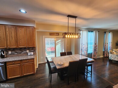 12971 Torchlight Dr, Woodbridge, VA 22193 - photo 7