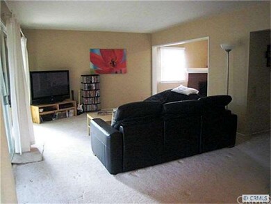 Spacious living room