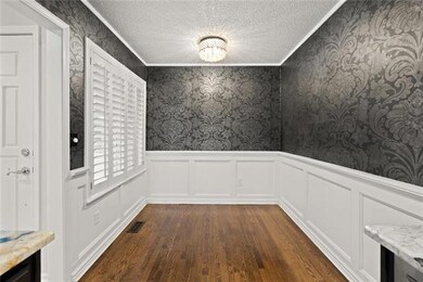 10137 Edelweiss Cir, Shawnee, KS 66203 - photo 6