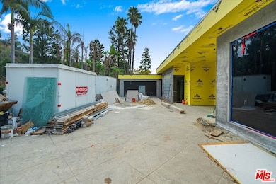 1855 Loma Vista Dr, Beverly Hills, CA 90210 - photo 3