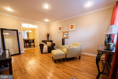 3810 Rokeby Rd, Baltimore, MD 21229 - photo 4