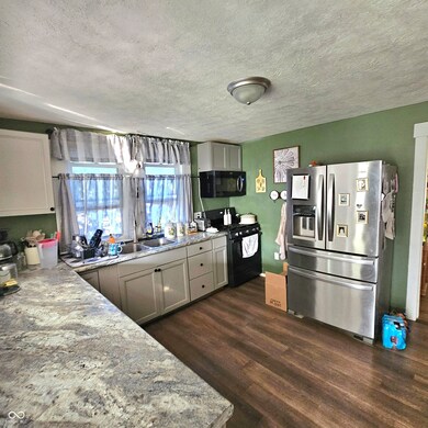 821 S 17th St, New Castle, IN 47362 - photo 6