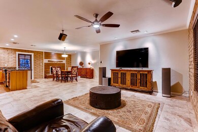 4646 E Desert Forest Trail-large-006-12-